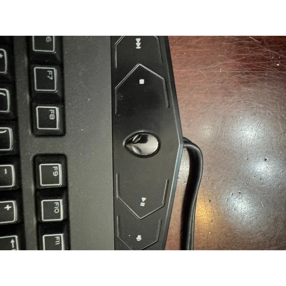Alienware Wired Multimedia Gaming Keyboard Black KG900 Y-U0008-O Macro Keys